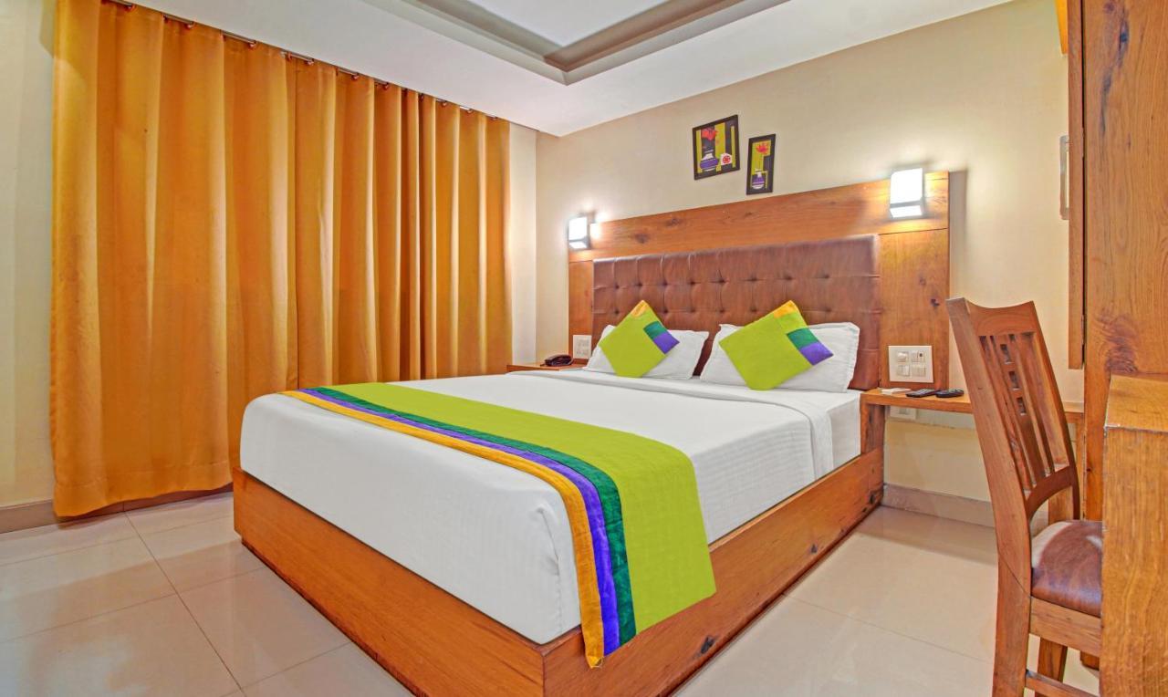 Treebo Trend Anam Interrnational Hotell Mumbai Exteriör bild